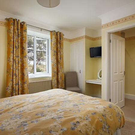 Bed and Breakfast Bucklawren Farm Looe Zimmer foto